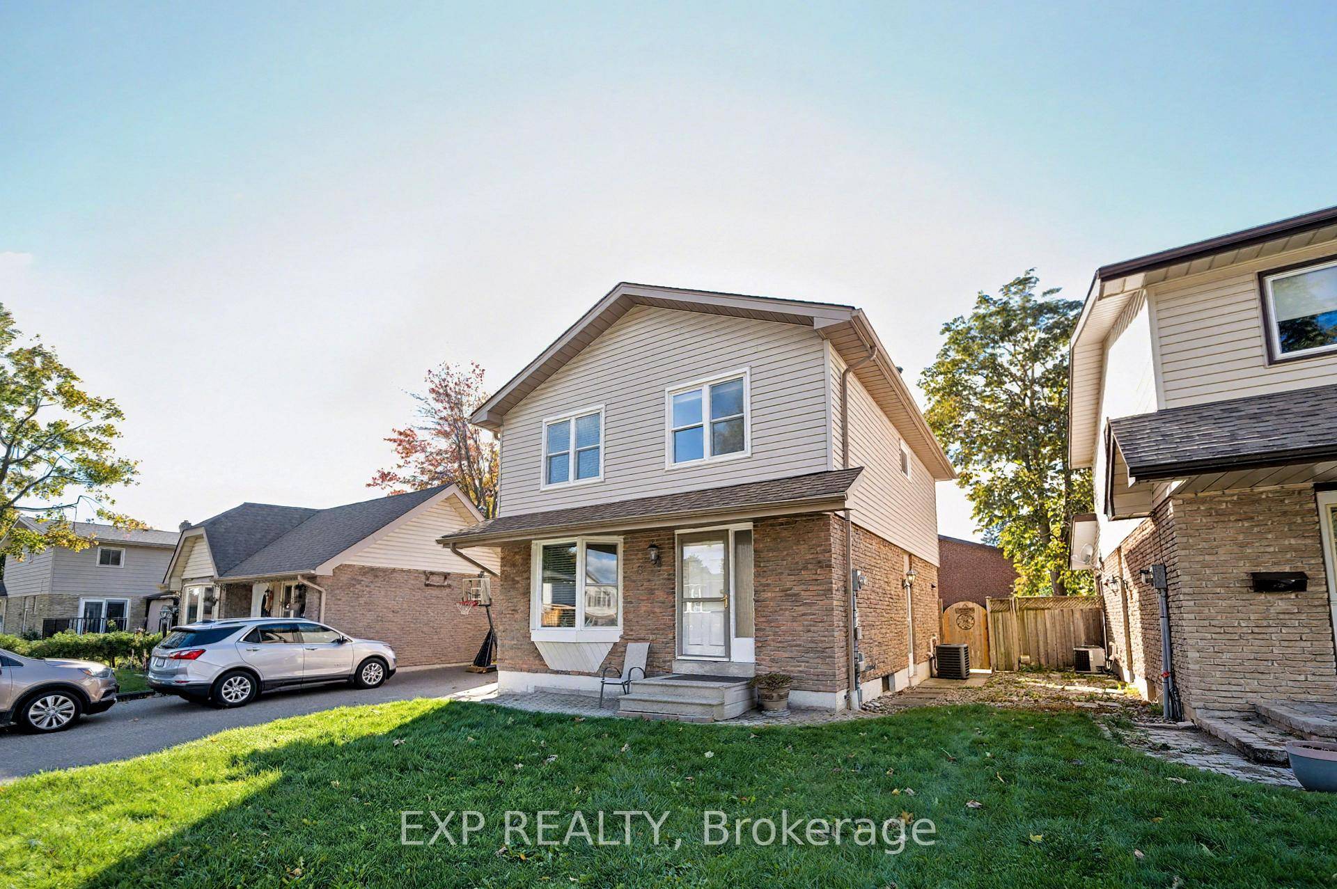 Welcome to 6 Mozart Court, a beautifully updated two storey detached home tucked away on a quiet cul de sac in Whitby's highly sought after Lynde Creek neighbourhood.