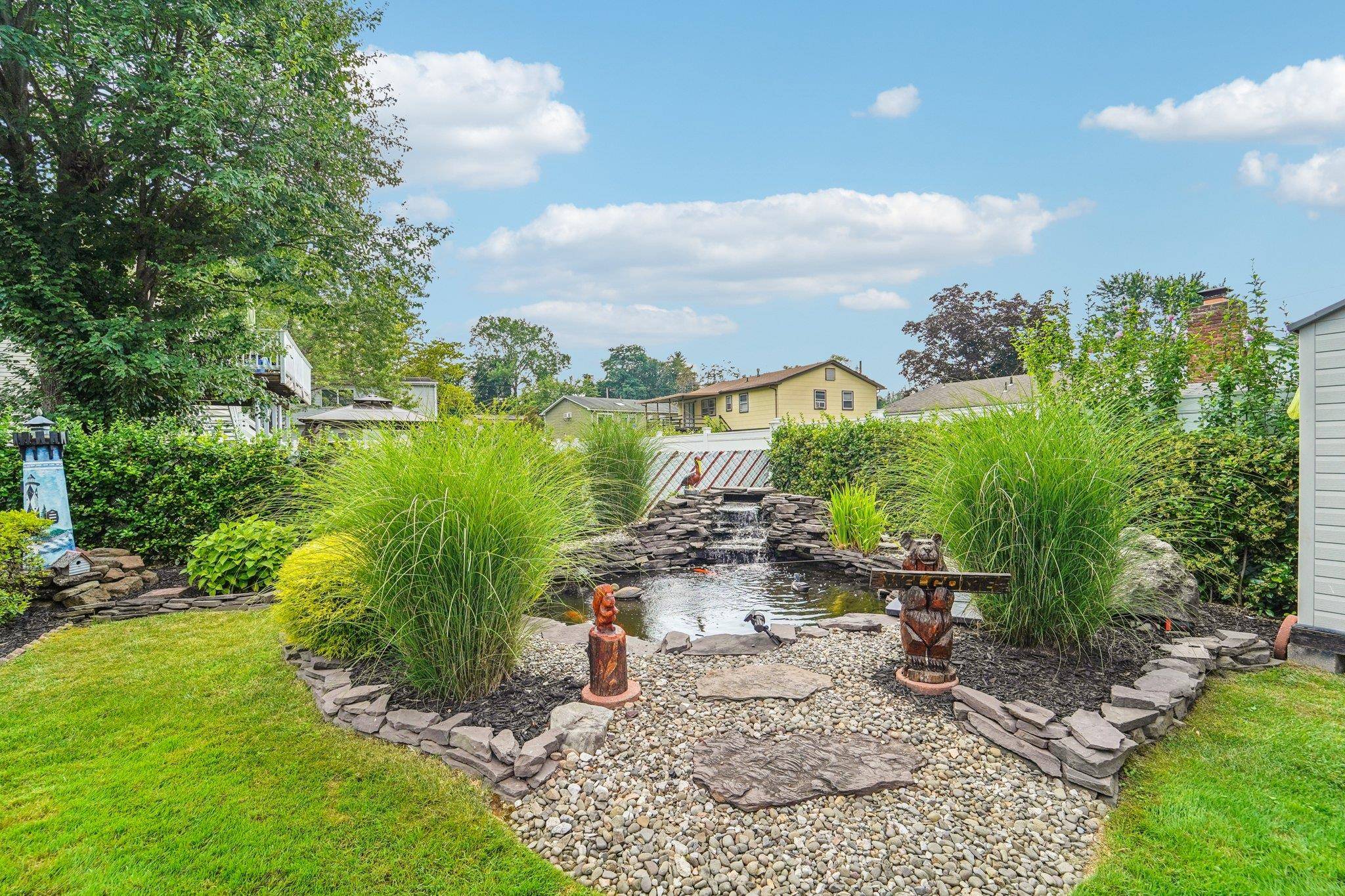 Welcome to 61 Picariello Drive, a beautifully maintained high ranch located on a quiet cut de sac in the heart of Haverstraw.
