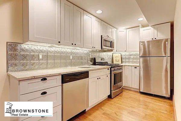 315 Atlantic Avenue, B, is a clean and calm apartment, nestled in the back of the building and perfectly located in Boerum Hill !