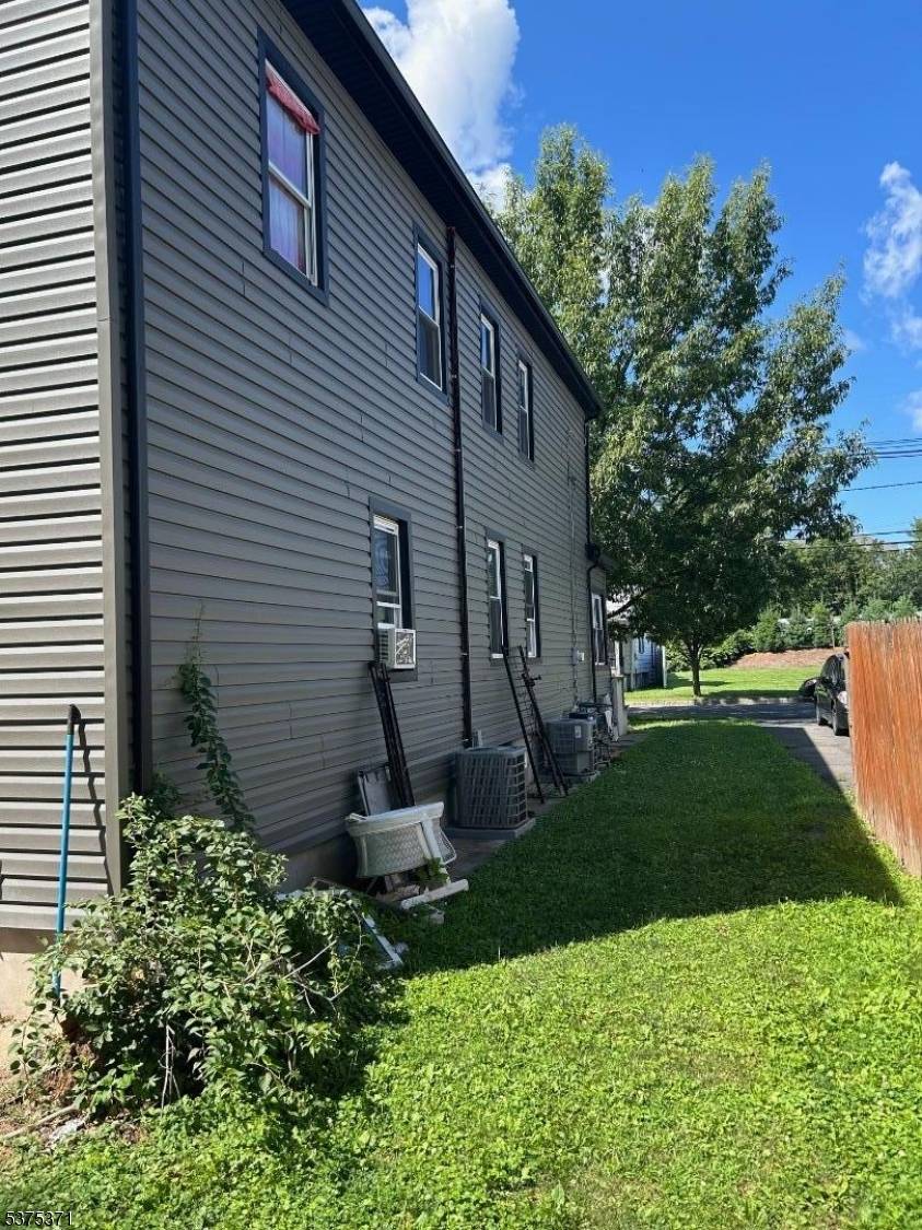 Great Investment Opportunity in Somerville !