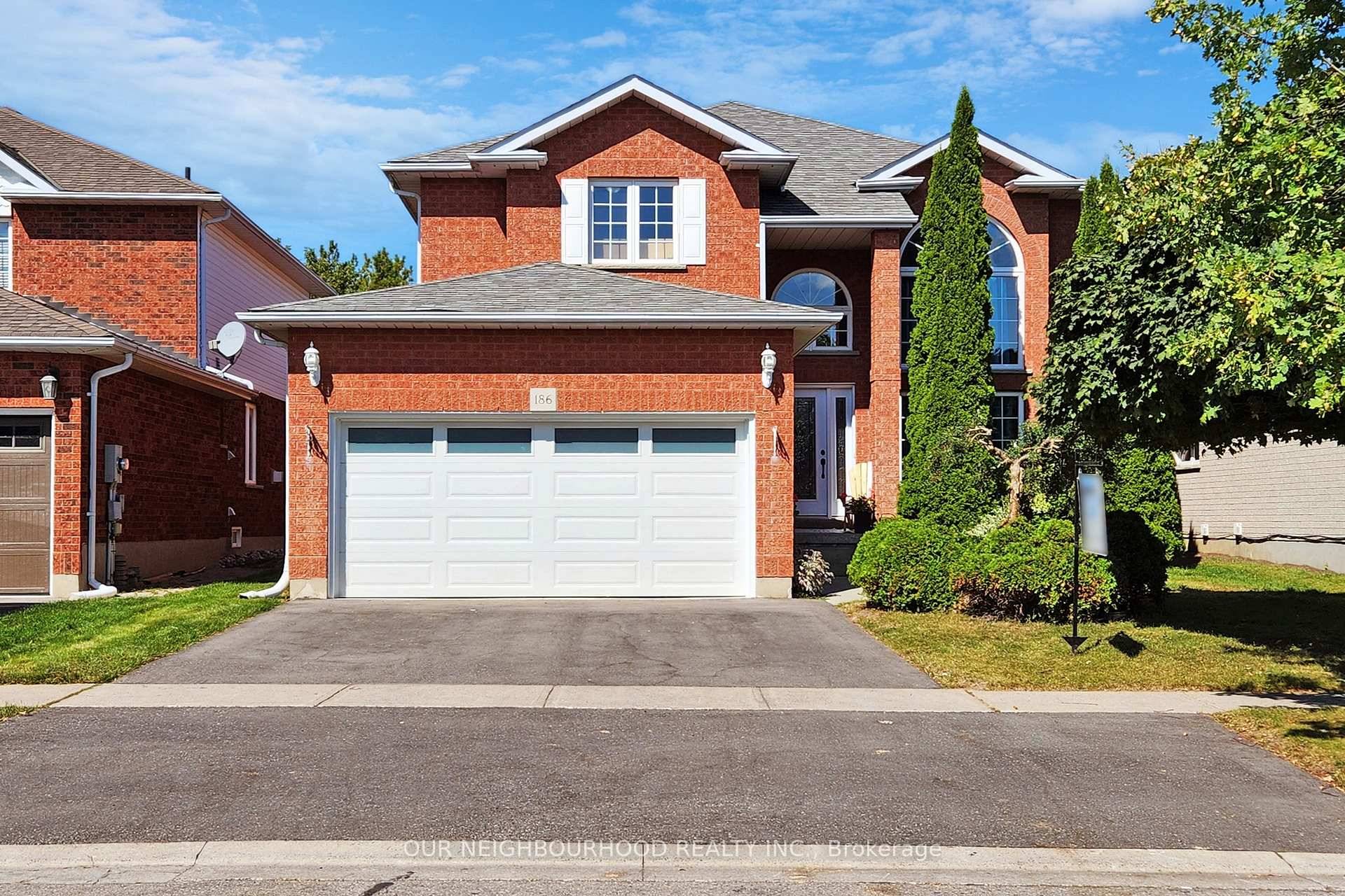 Welcome Home ! Spacious And Lovingly Maintained 2 Storey All Brick Detached Home in Sought After Family Friendly Community of North Oshawa.
