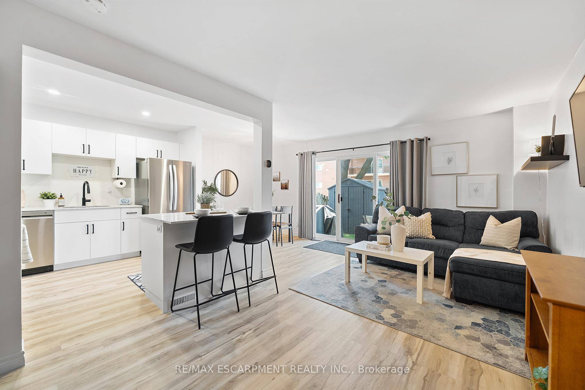 Stunningly renovated 3 bedroom, 1 bathroom two storey condo townhome in St.