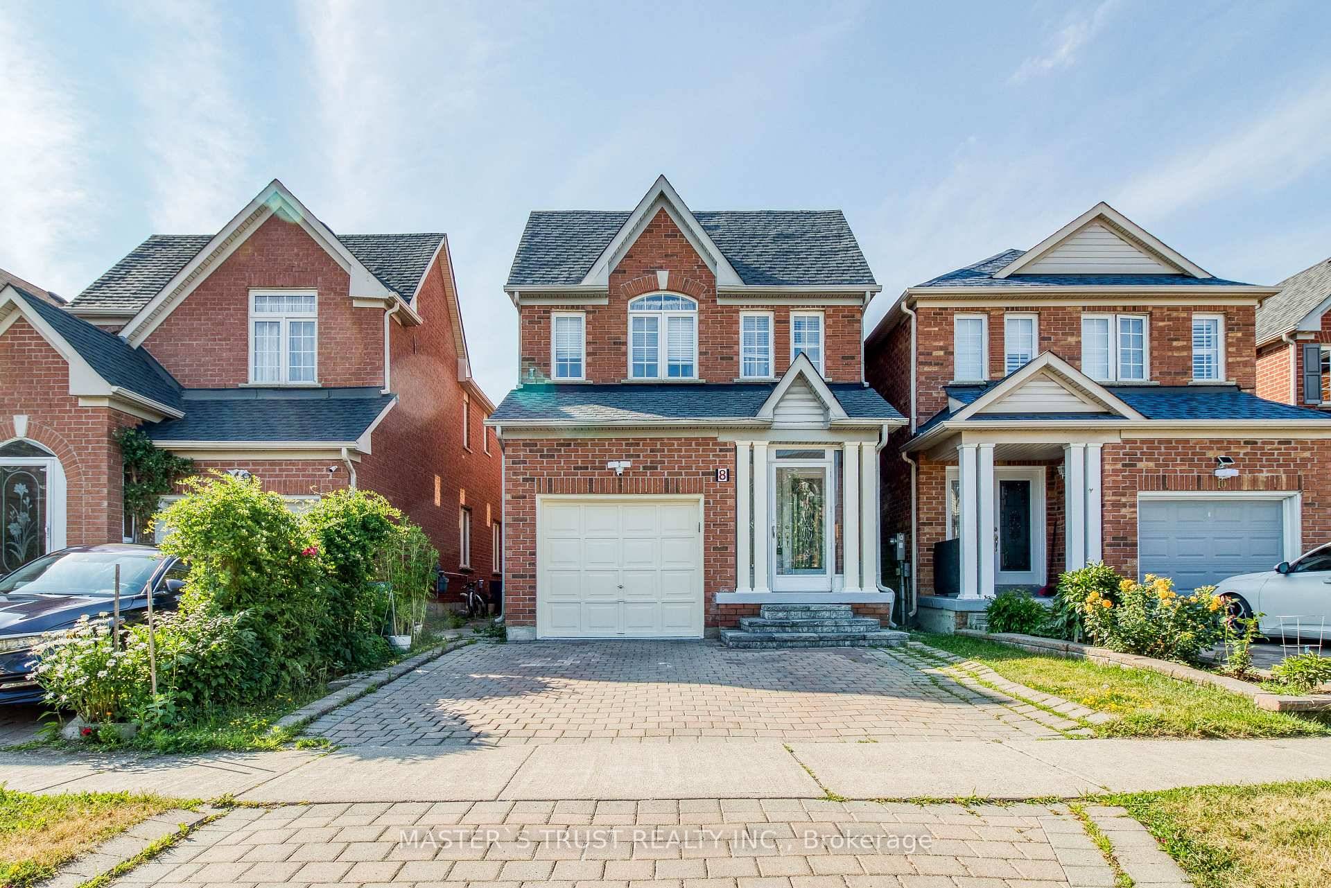 Move in Ready Prime Location with Modern Elegance.