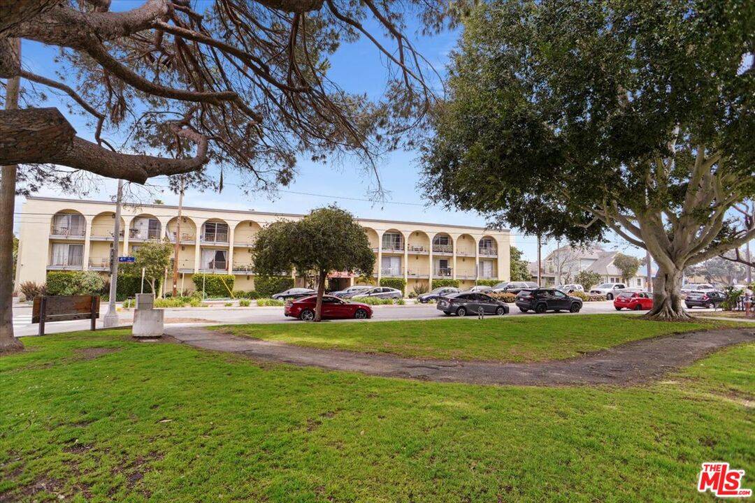 2311   4th St 1BR Santa Monica La