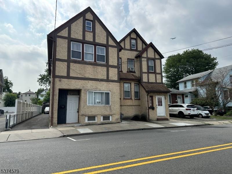 Great LEGAL 3 Family opportunity !