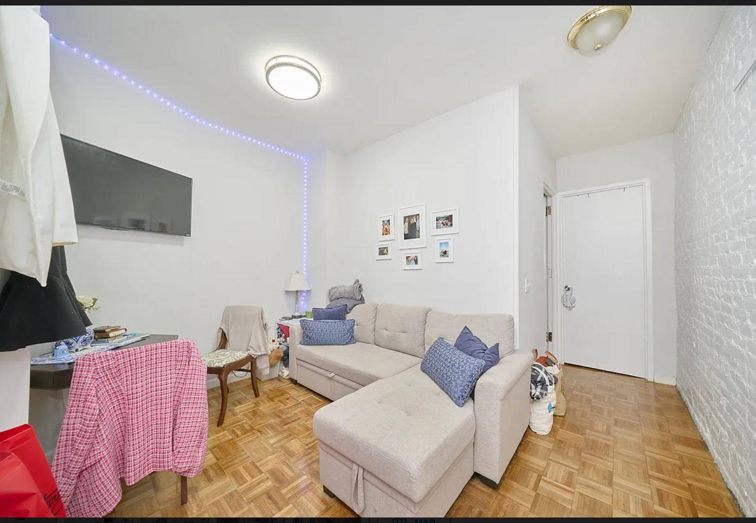 APARTMENT FEATURESQueen Sized BedroomsDishwasherMicrowaveWhite Kitchen CabinetsSpaciousExposed BrickNatural SunlightSoak in TubBUILDING NEIGHBORHOODLaundry in Building.