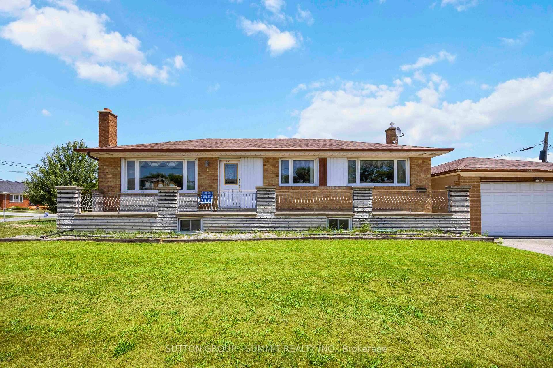 Fantastic Opportunity On A Premium Corner Lot !