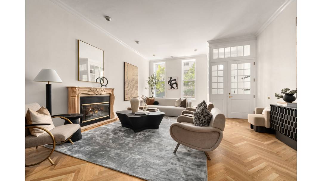 A Landmark Residence with Historic Grandeur and Modern Refinement.