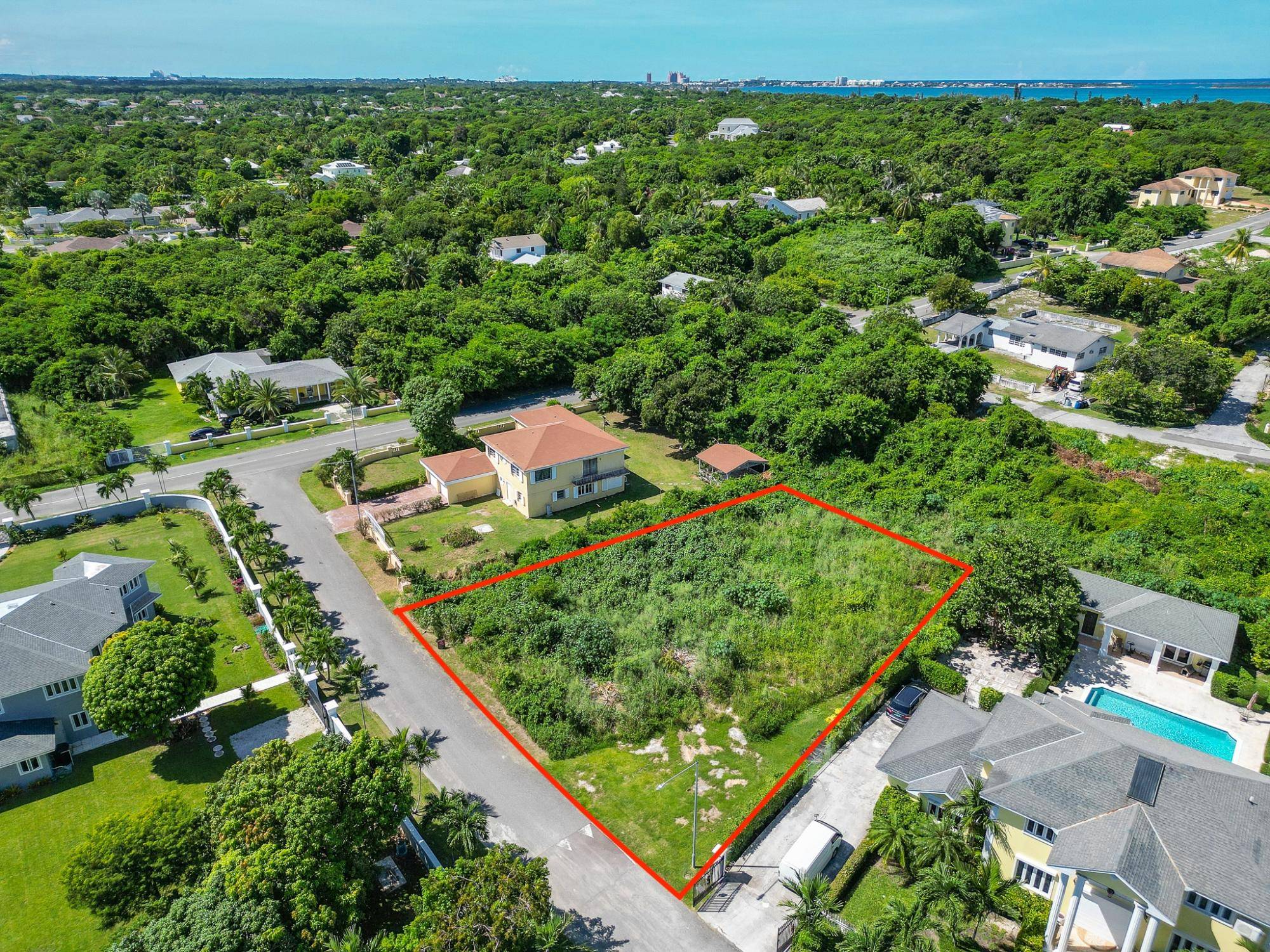 BROADFIELDS ROAD Land New-Providence