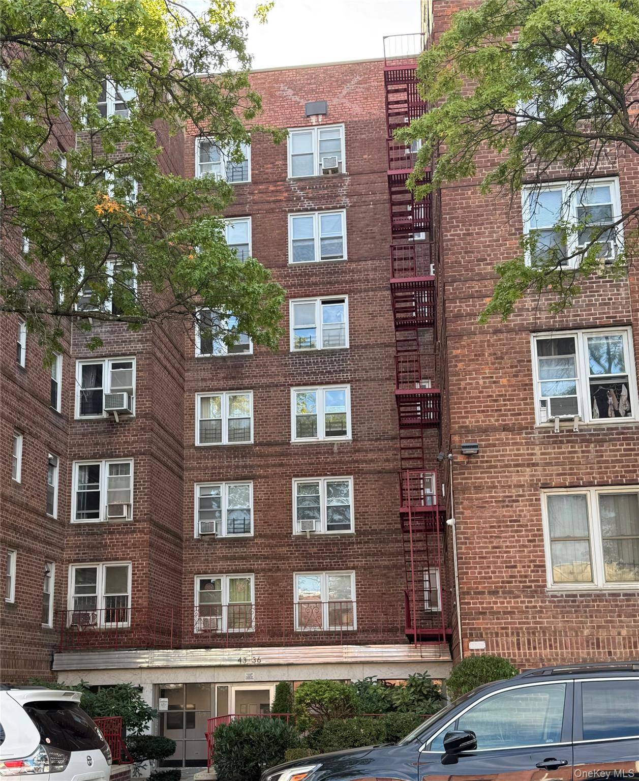 Building amenities include a super, laundry room, elevator.
