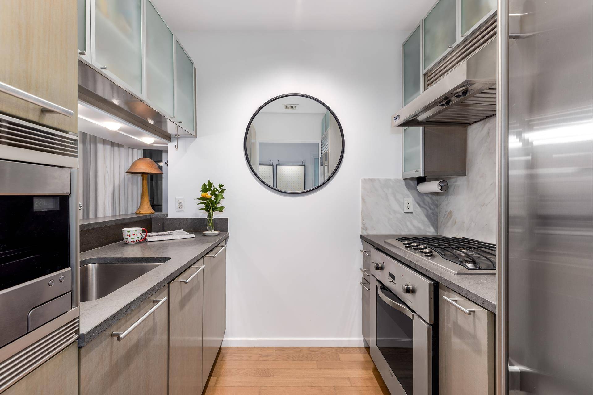 BEAUTIFUL AND BRIGHT SOUTH FACING ALCOVE STUDIO APARTMENT WITH HIGH CEILINGS.