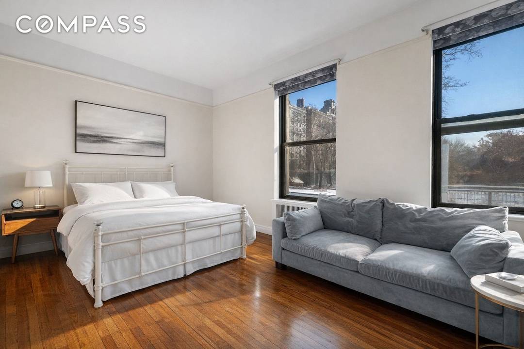 Overlooking Theodore Roosevelt Park from one of the Upper West Side s most sought after blocks, this sun filled studio offers a rare blend of iconic views, natural light, and ...
