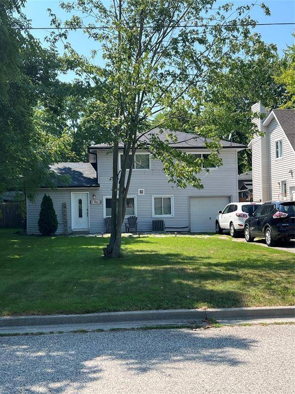 LEASE THIS CHARMING 3 BEDROOM, 1 BATHROOM HOME AT 1965 JAMES STREET W.