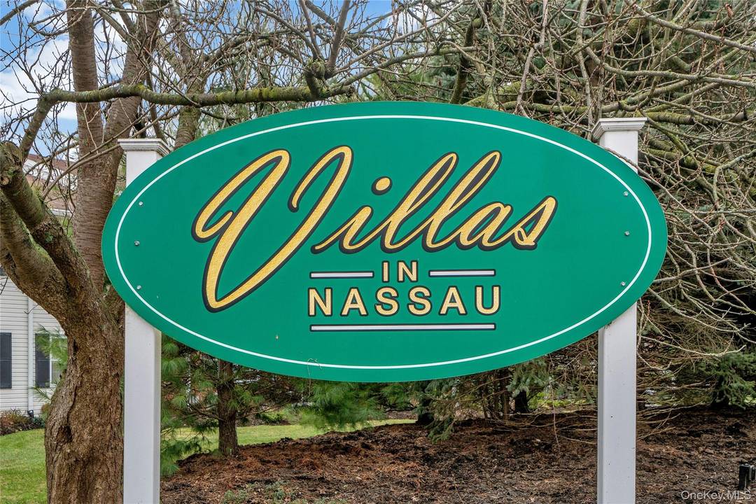 Welcome to The Villas in Plainview !