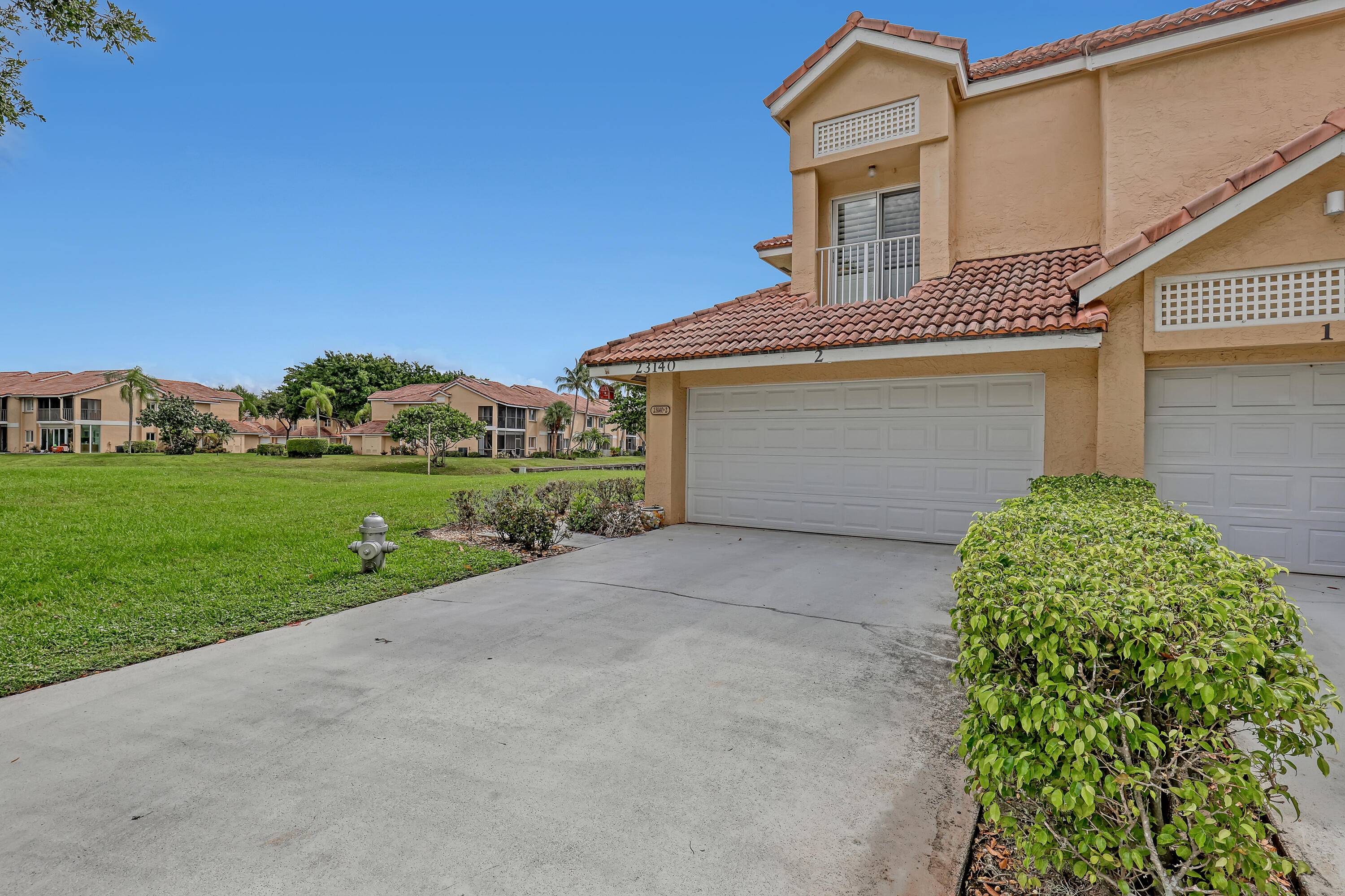 Welcome to your immaculate, light, bright, waterfront home.