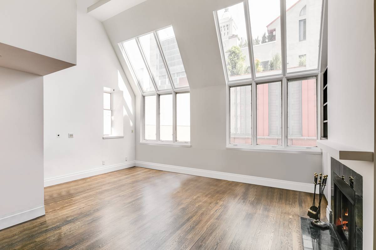 Available Starting September 1st This architecturally striking duplex loft at the coveted full service Zachary Condominium blends style, scale, and sophistication, just moments from Union Square and the vibrant energy ...