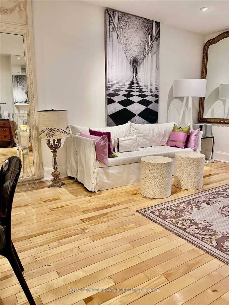 Luxury Spacious Suite 2 1 Bed 2 Bath In Upscale Area On A Quiet Street With Mature Trees, Bright Airy, 9Foot Ceilings, Hardwood AndCeramics, With Private Entrance, In Upscale Area ...