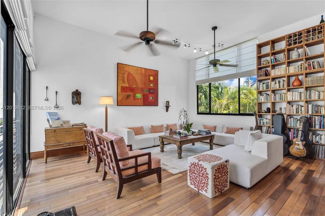 Unique opportunity to own this extraordinary 4 bedroom plus den townhouse offering the lifestyle and comfort of a single family home.