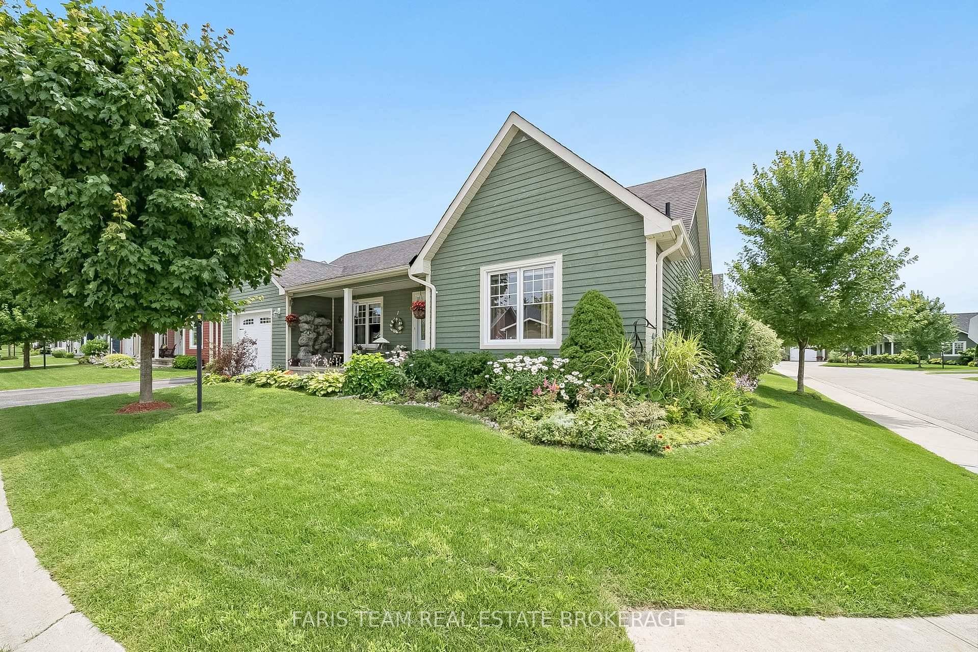 Top 5 Reasons You Will Love This Home 1 Embrace the serene Bay Moorings community lifestyle, nestled among lush, mature private gardens steps away from the tranquil shores of Georgian ...