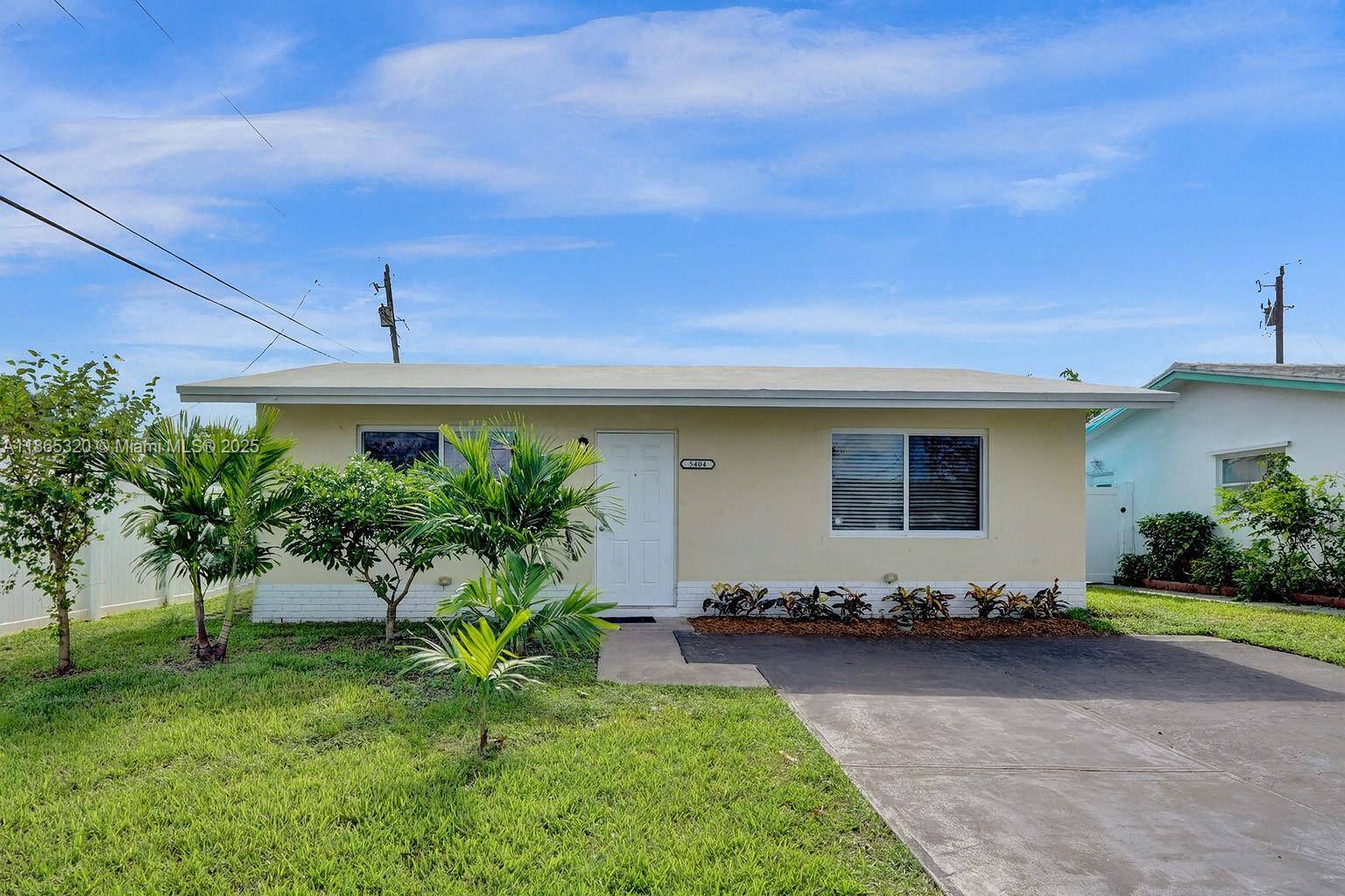 Well maintained two bedroom, one bath home in Tamarac Lakes.
