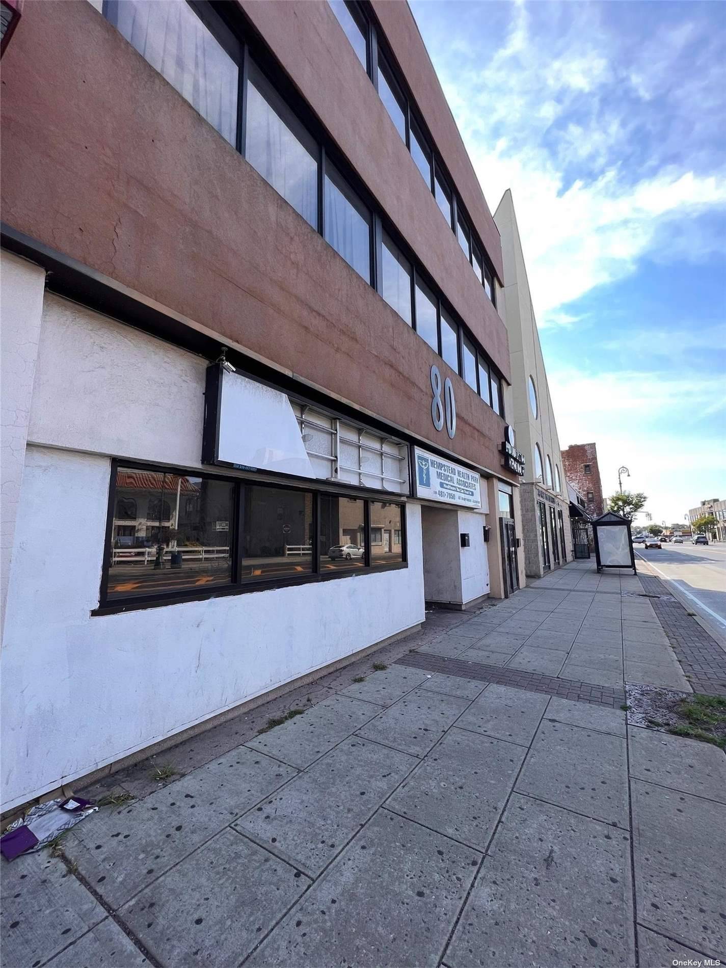 7500 sq ft office space for rent landlord is willing to build to suit 2 bathrooms elevator building lots of foot traffic entire 3rd floor unlimited potential here
