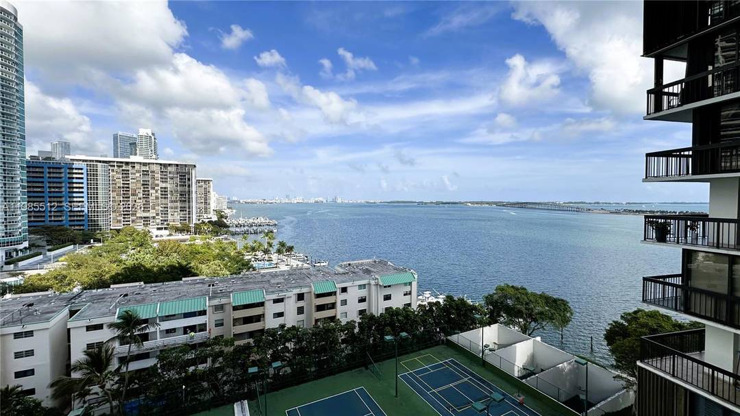 Live the ultimate Brickell lifestyle in this stunning, fully remodeled 1 bedroom, 2 bath residence at 2333 Brickell Avenue.