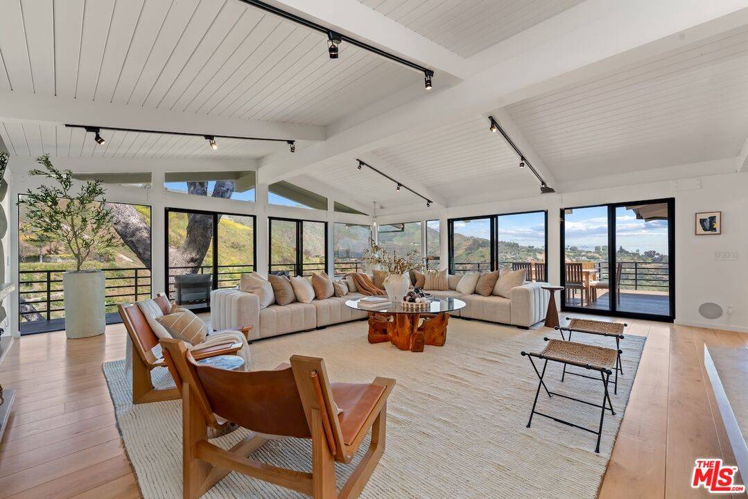 23701 Harbor Vista Dr 5BR Malibu La