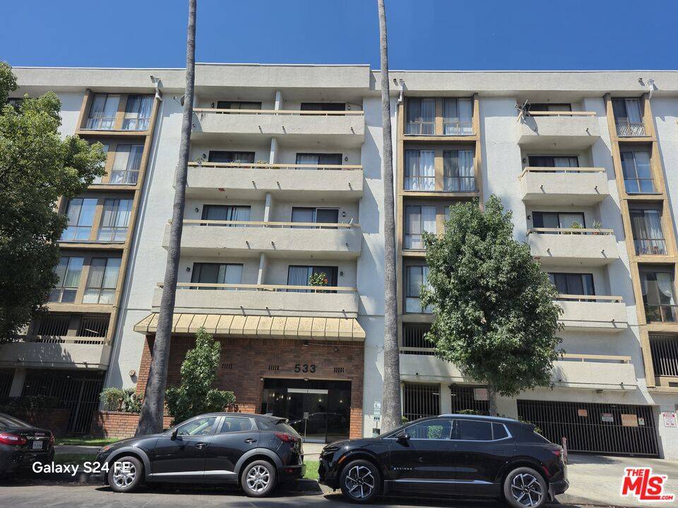 533  S St Andrews Pl 1BR La