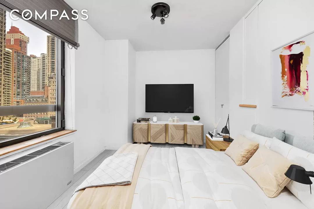 FULLY RENOVATED ! Welcome to this stunning 2 bedroom, 2 bathroom condo located at 630 1st Ave, in the heart of Manhattan.