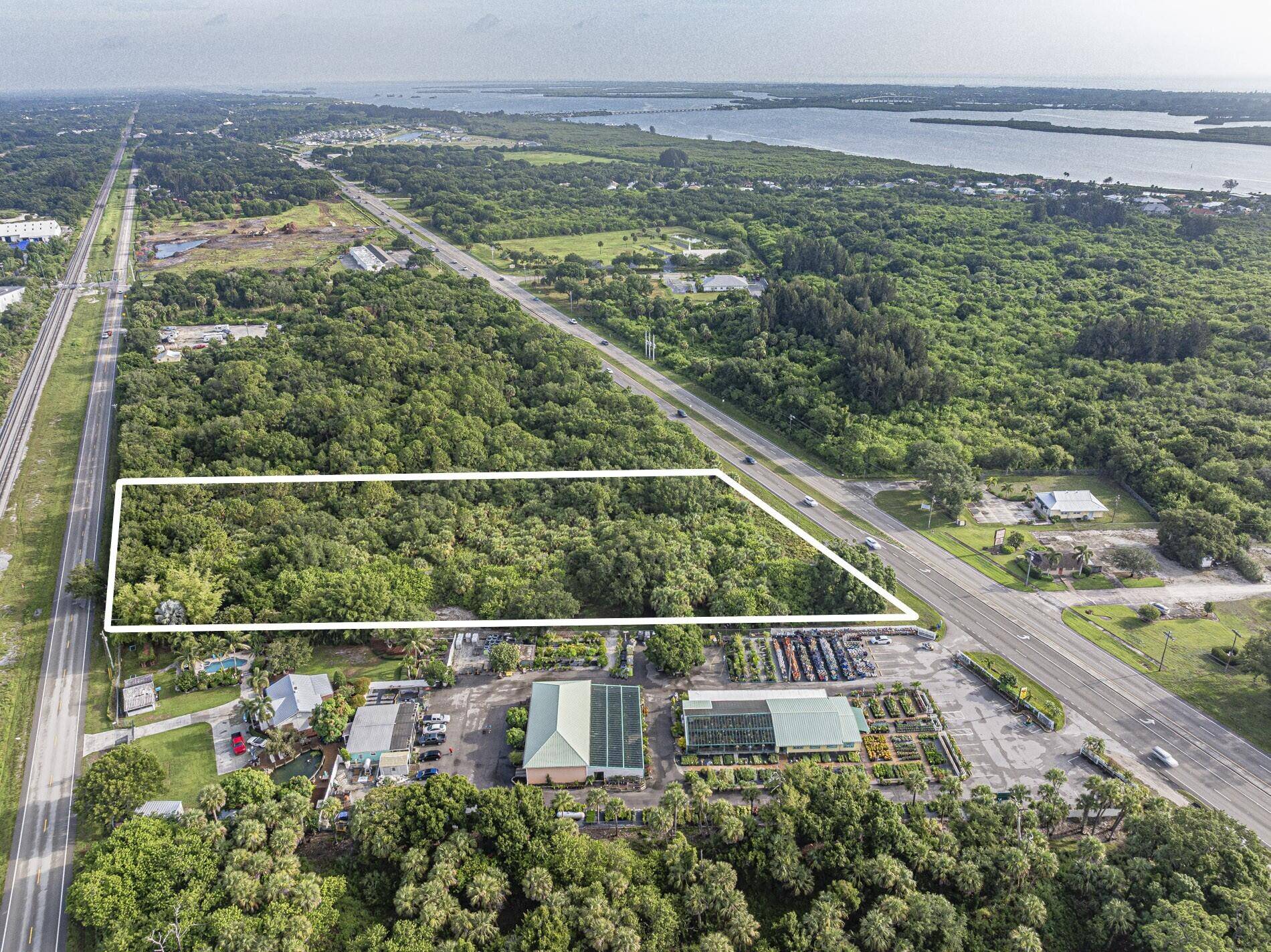 Amazing opportunity to own a 4 acre commercial lot with 310 feet of US Highway 1 frontage and 580 feet of depth has 2 fronts US Highway 1 and Old ...