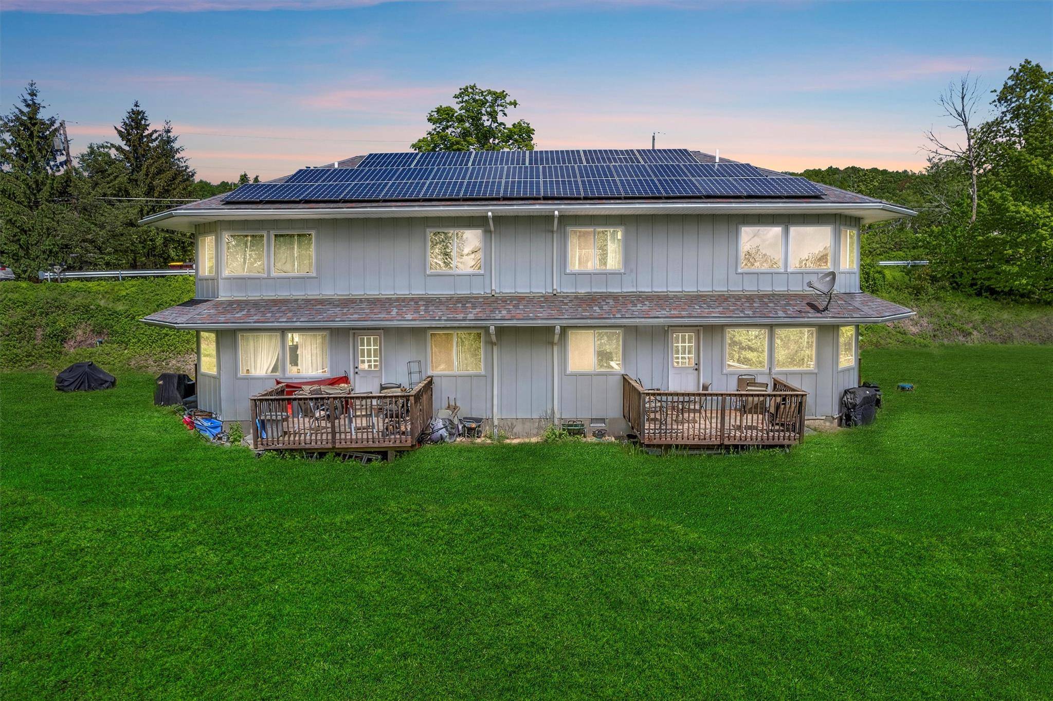 Multi Family Duplex with Stunning Mountain Views An Investor s Dream or Perfect for Extended Family !