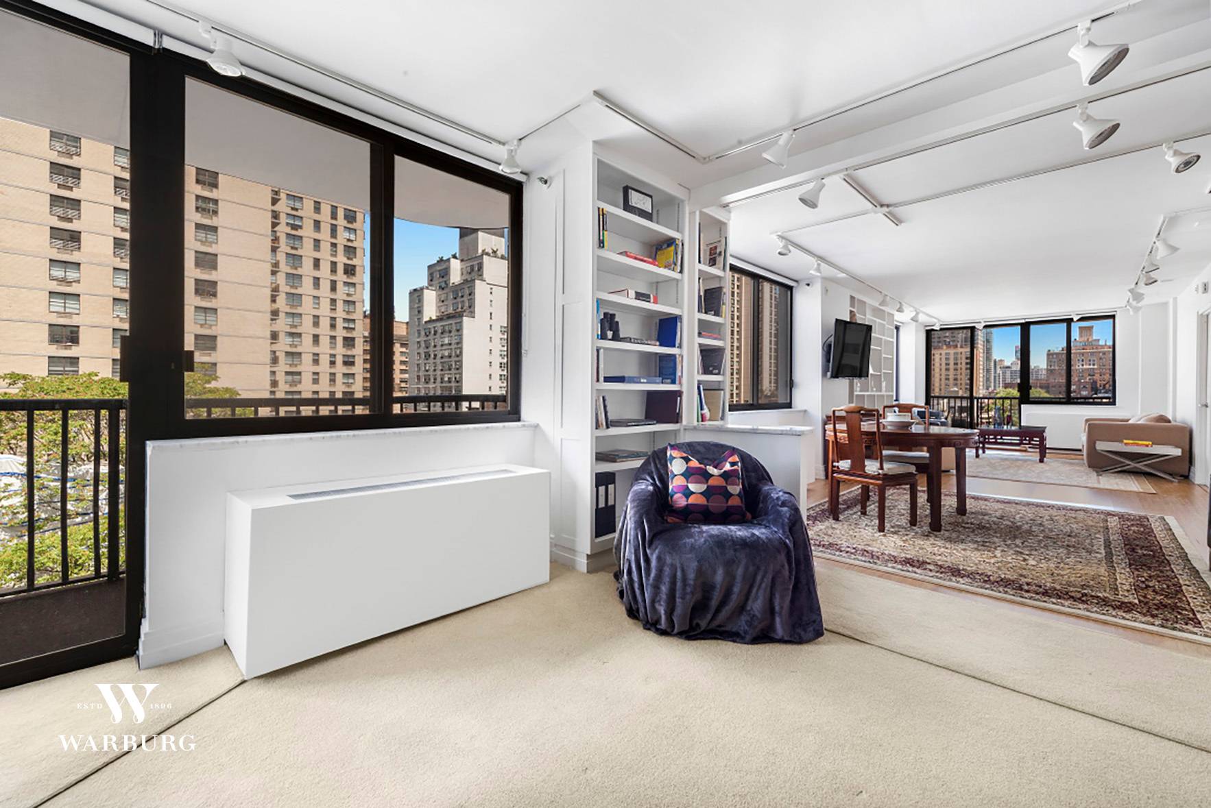 Thoughtfully designed, spacious 1, 386 SF 2 Bedroom loft style home with 40' living room in excellent, move in condition.