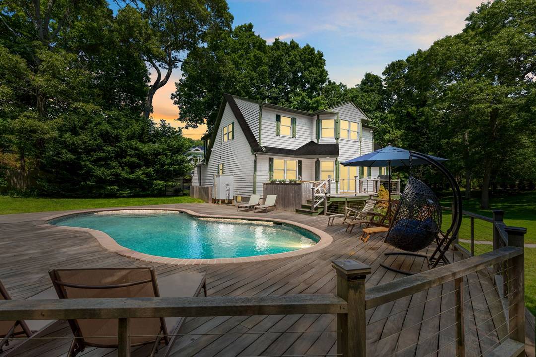 Renovated Southampton Home!