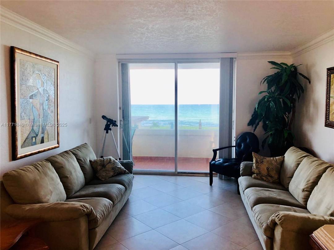 JUST REDUCED ! Enjoy direct ocean views from this bright and spacious 2 bed 2 bath unit in Taromina.