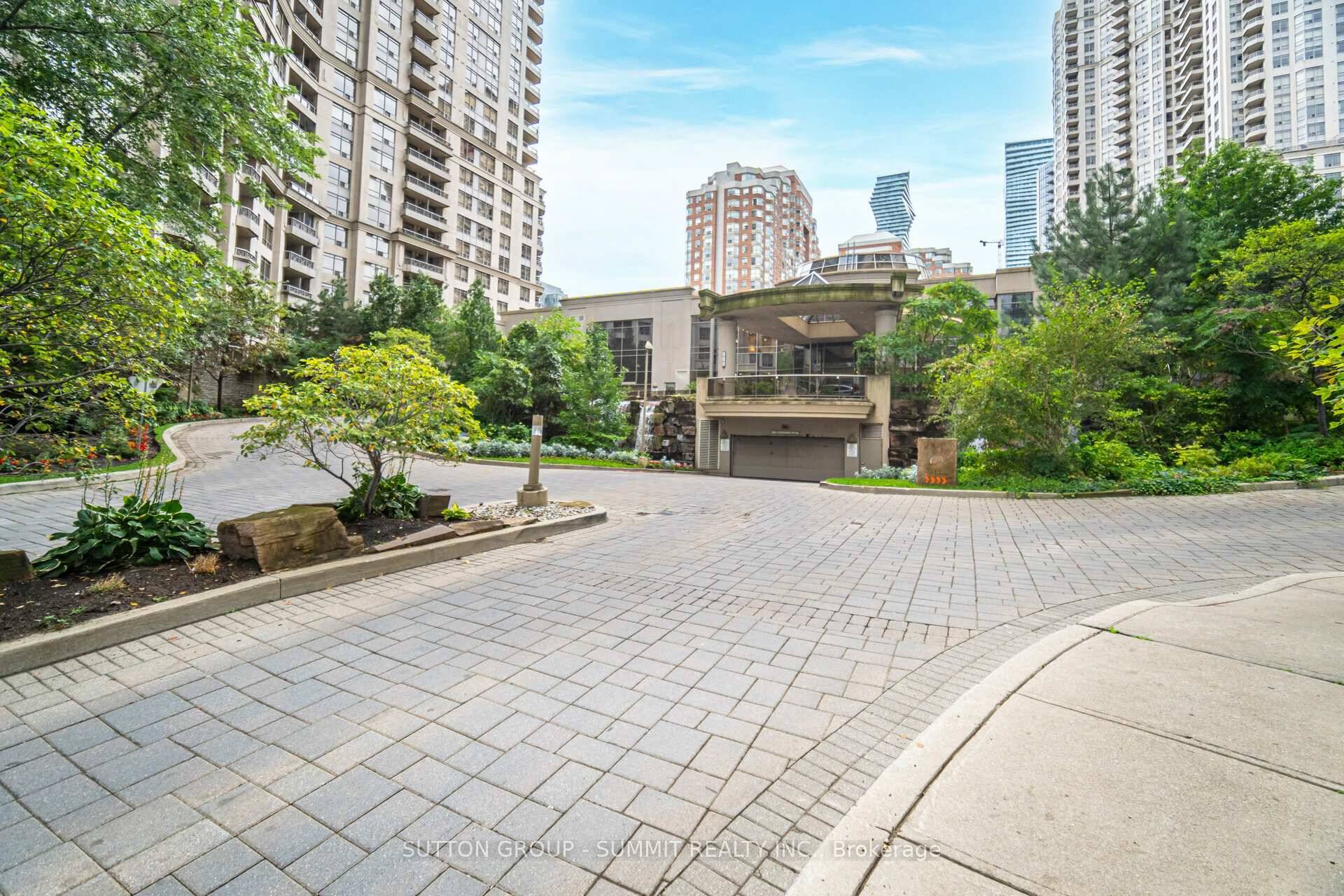 Beautiful turnkey south facing unit loaded with custom upgrades.