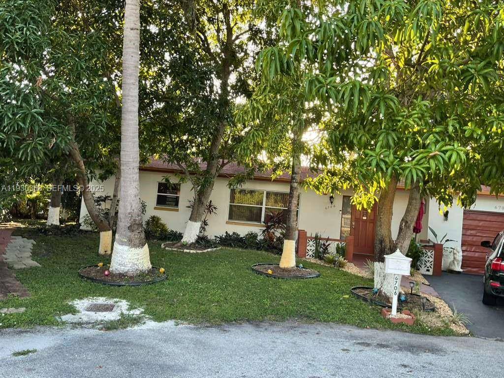 Marvelous, Rare, Clean amp ; Warm Fort Lauderdale Assisted Living Facility with Single Family Home Real Estate Included !