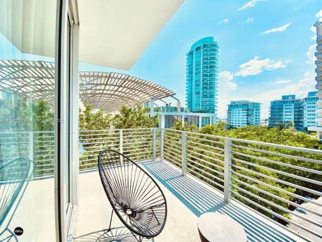 Airbnb ready beachside modern Penthouse w Panoramic Views of Ocean amp ; Intercoastal.