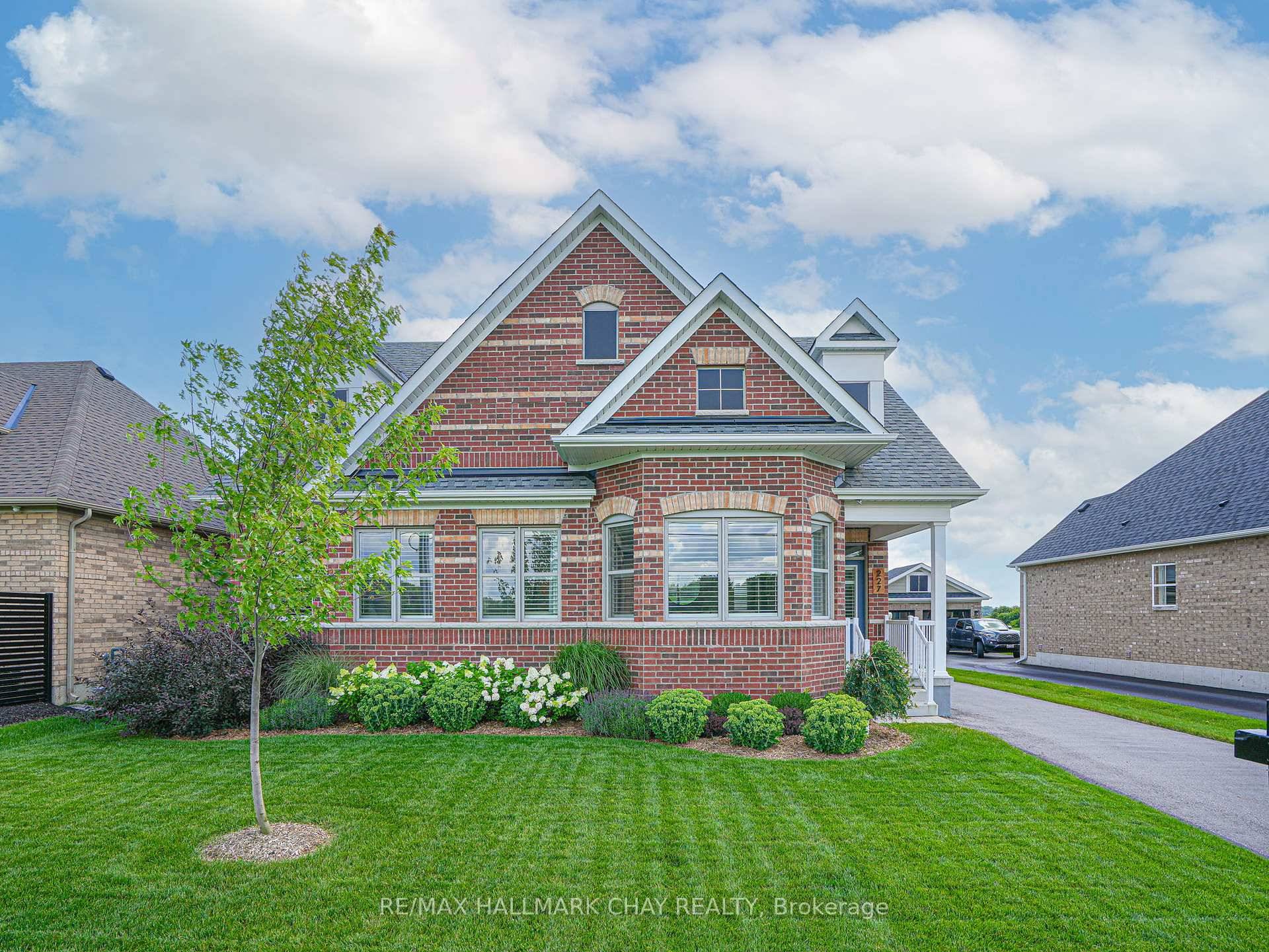 Welcome to this turnkey Bungalow, where everything is conveniently located on one floor and you'll appreciate the ease and comfort of everyday living in this thoughtfully designed home !