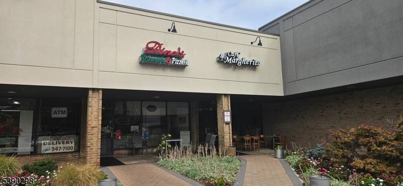 This pizzeria offers an incredible opportunity to step into a well established business with a loyal customer base.