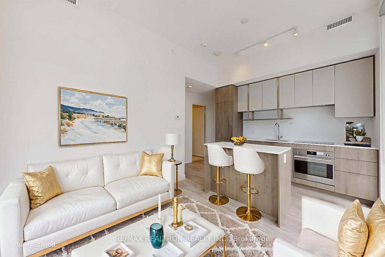 Modern Luxury Azura Condo Living, The Only 2 Years New Condo At Yonge amp ; Finch.