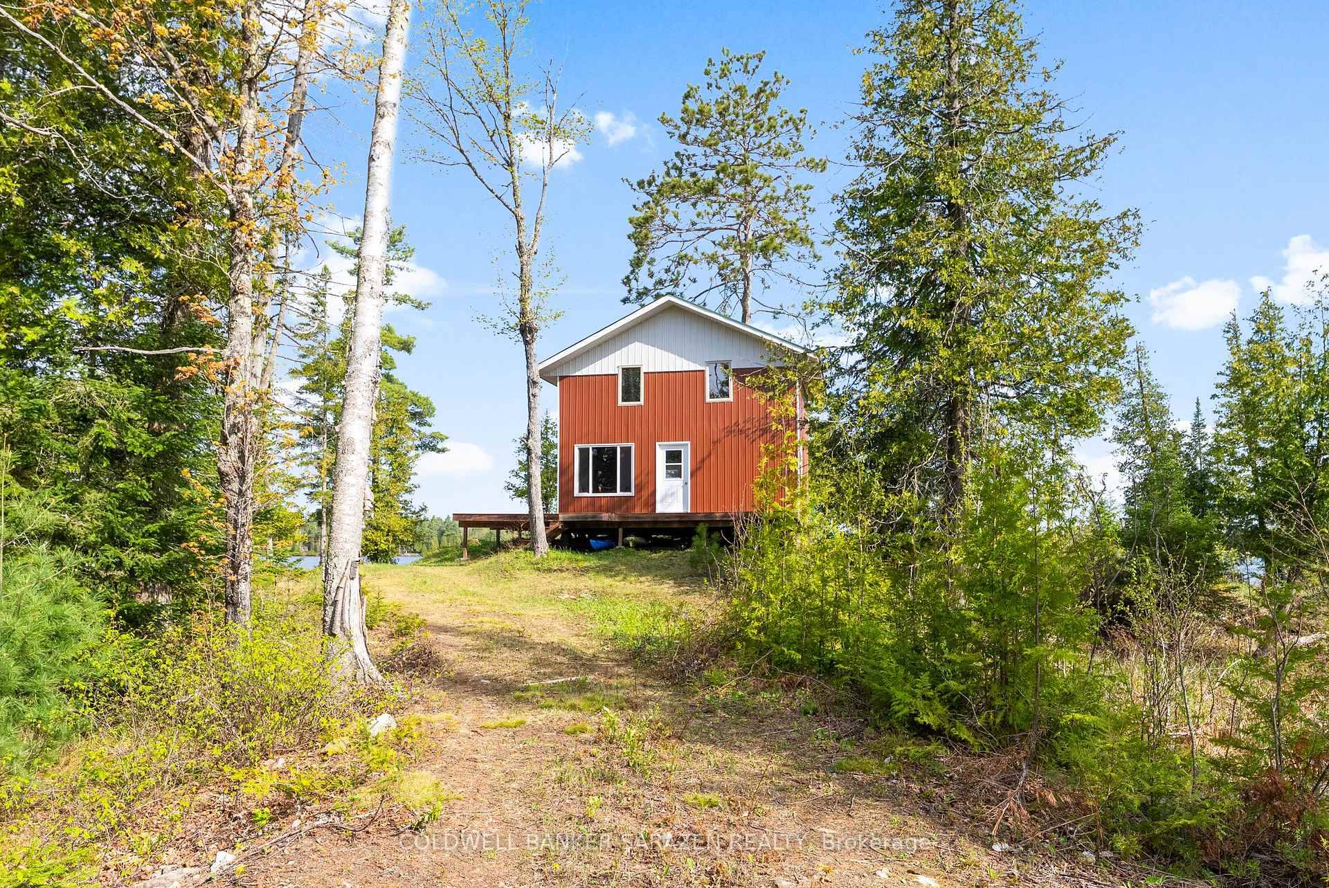 Peace and Tranquility this is what you will find at this private waterfront hideaway, only 1 km in off hwy 511.