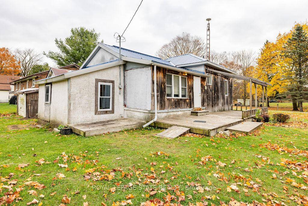 Looking for a peaceful retreat in a small town setting ?