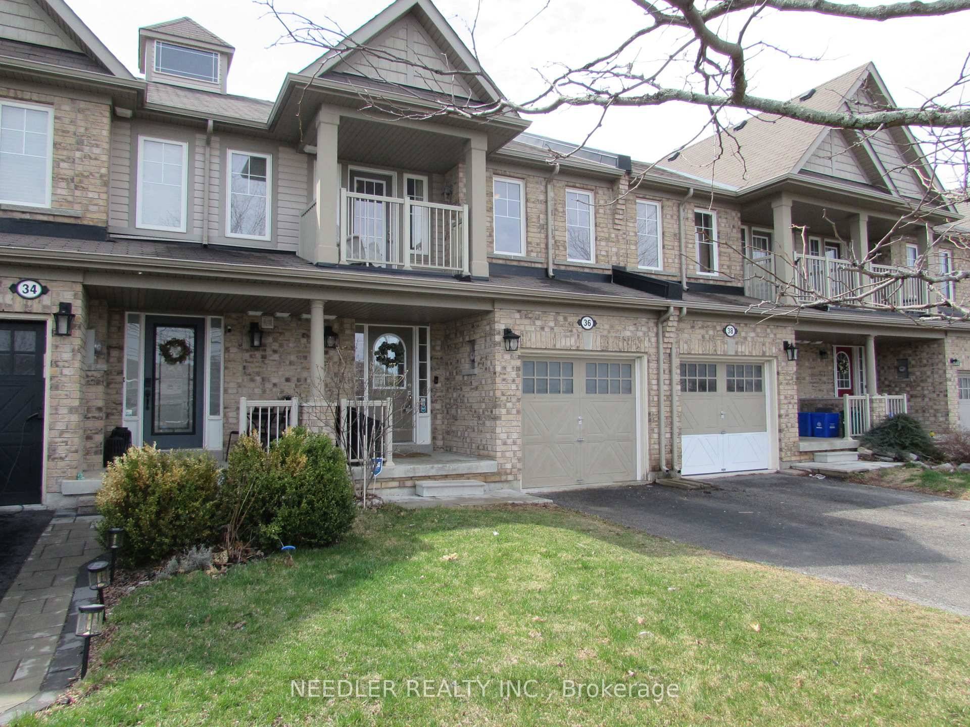 located in this fresh and clean neighbourhood sits this townhome with tons of living space, wonderfully open mainfloor with access to a large deck and backyard, large living room with ...