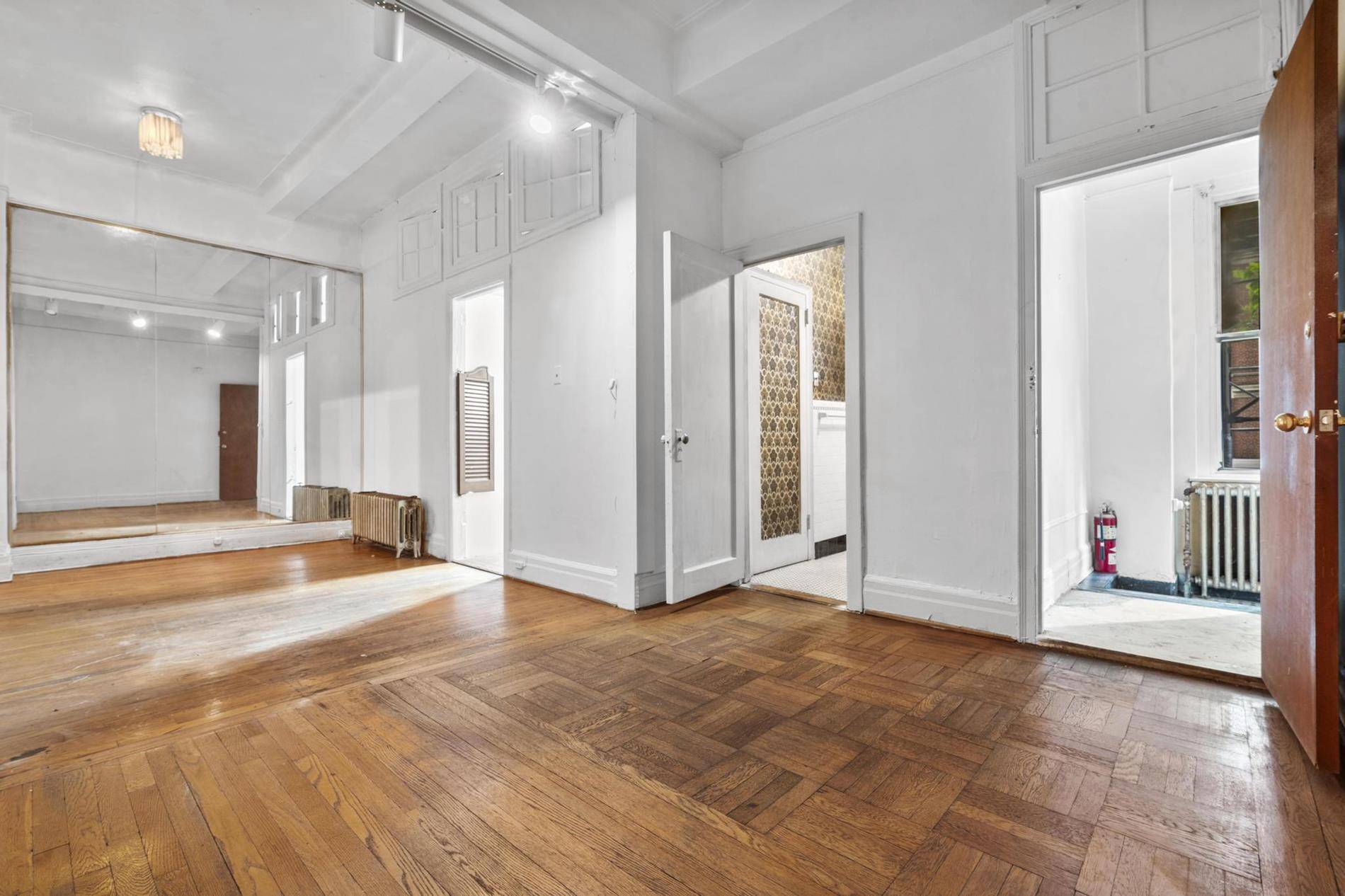 Maisonette ! Have your own private entrance off of West End Avenue between 82nd and 83rd Street.