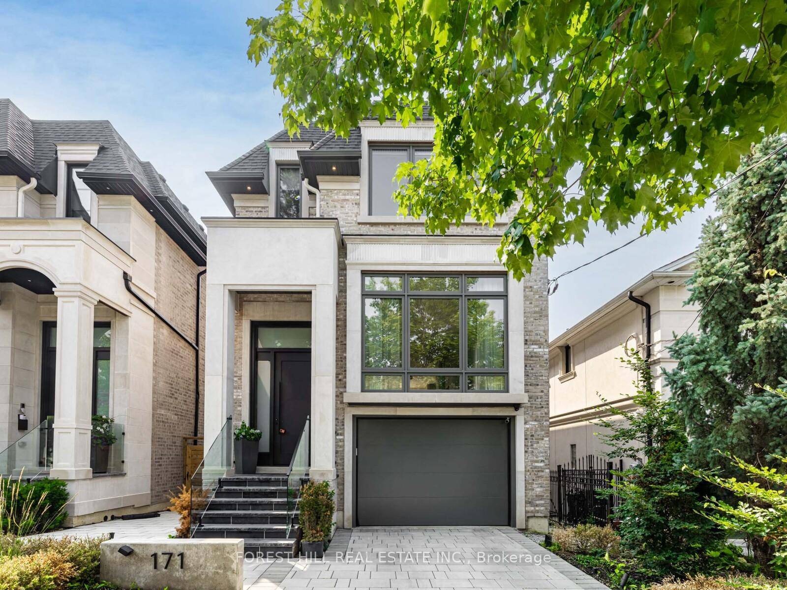 Welcome to 171 Elmwood Avenue Top Ranked Best Schools Earl Haig SS and Hollywood PS and Close to Yonge St, Subway and Shopping, North York Centre, Mitchell Field Community Centre ...