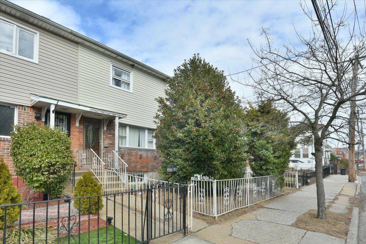 Welcome to this well maintained 3 bedroom, 2 bathroom single family home in Jamaica, NY.