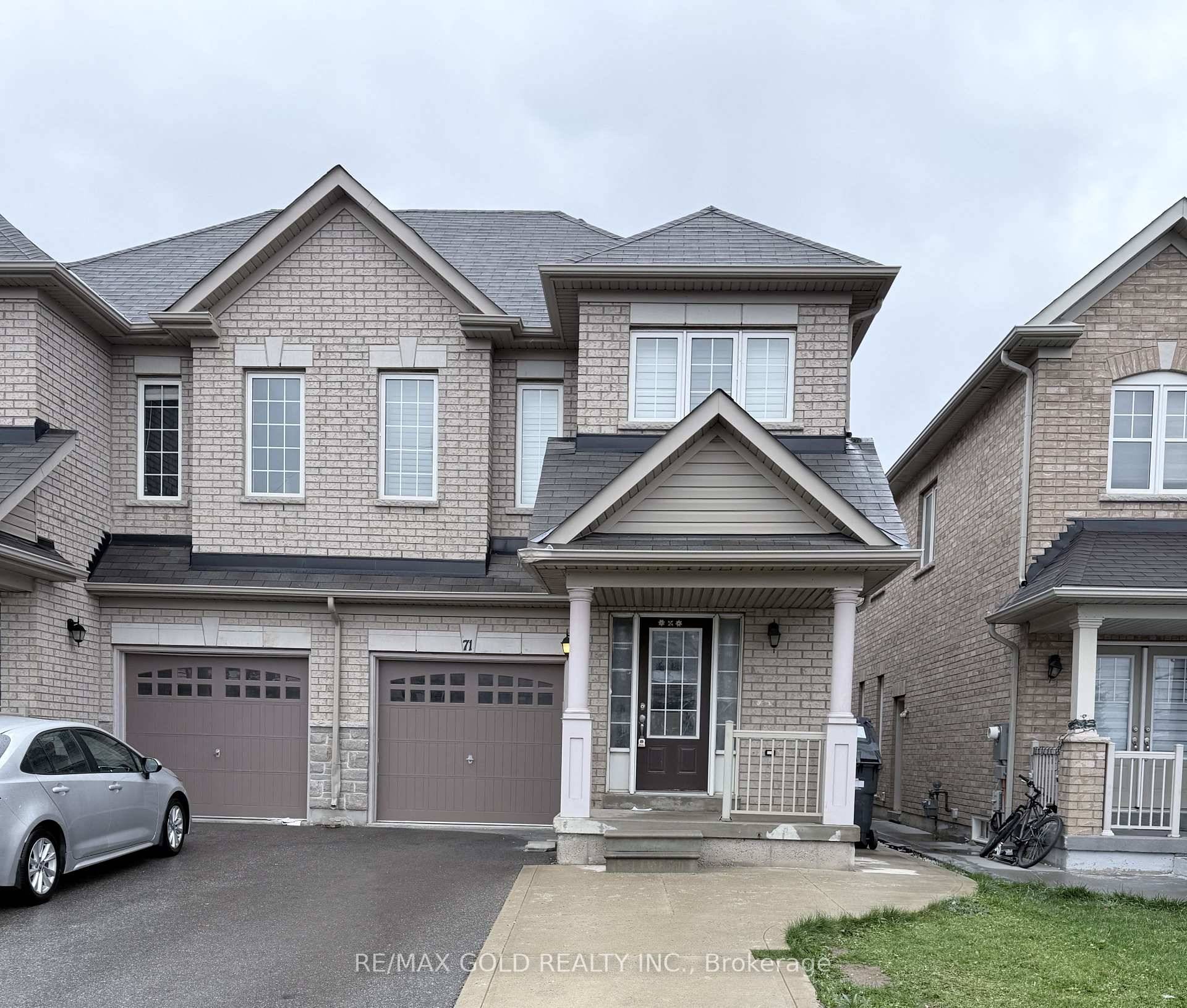 Welcome to this beautiful semi detached home, built in September 2017, offers 4 1 spacious bedrooms and 4 bathrooms, along with a builder's separate entrance leading to a 1 bedroom ...