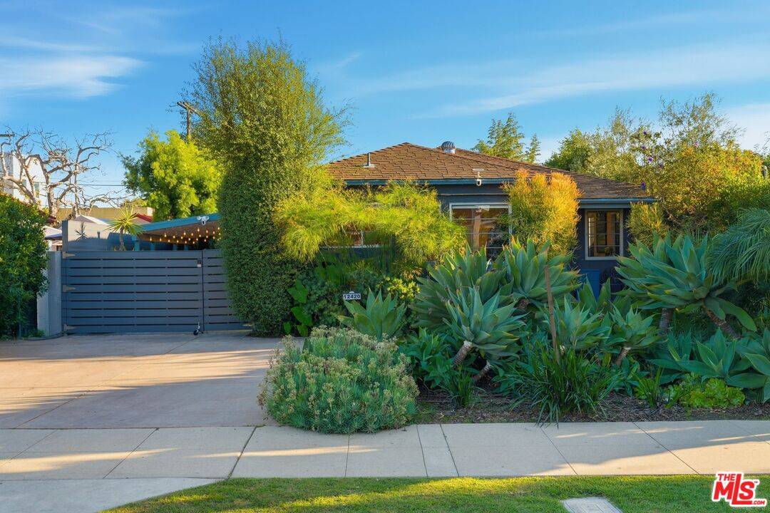 12420   Barbara Ave 4BR Marina Del Rey La