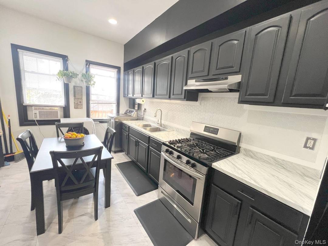 Welcome to the vibrant neighborhood of Brooklyn, NY !