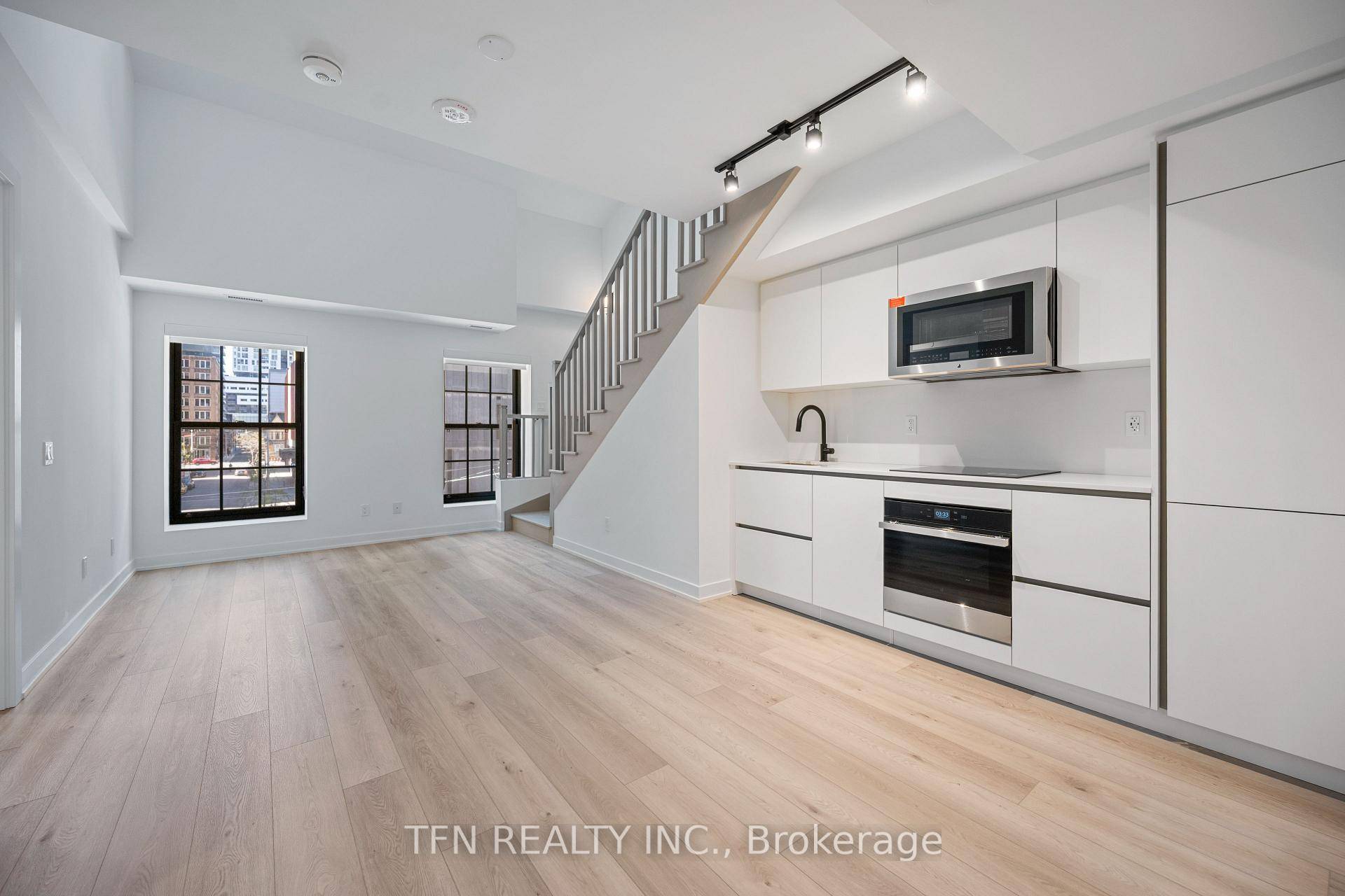 Empire Maverick 3 Bedrooms, 2 Bathrooms, 2 Floors, 1063 sq.